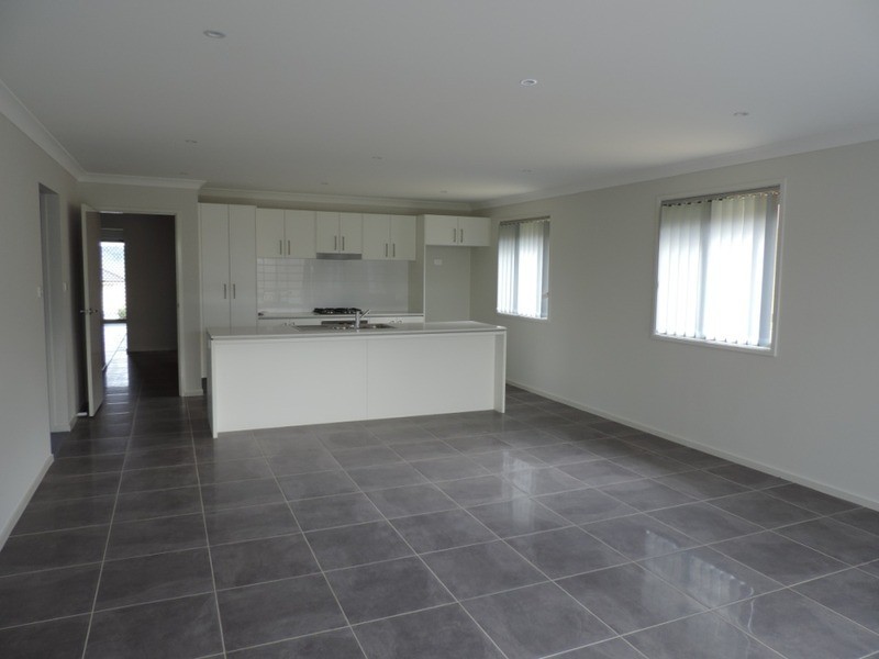 6 Cohen Place, Goulburn NSW 2580