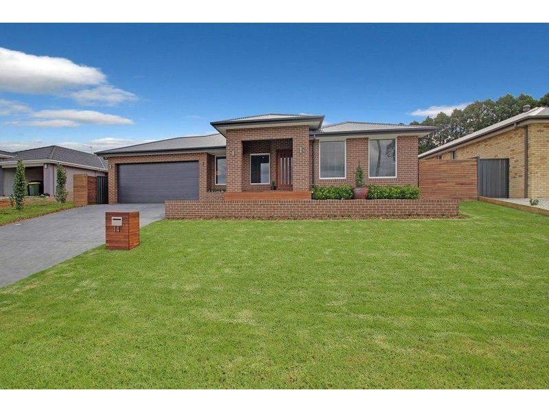 14 Poidevin Place, Goulburn NSW 2580
