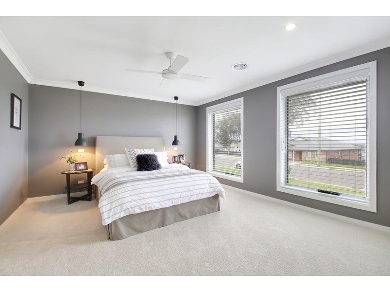 14 Poidevin Place, Goulburn NSW 2580