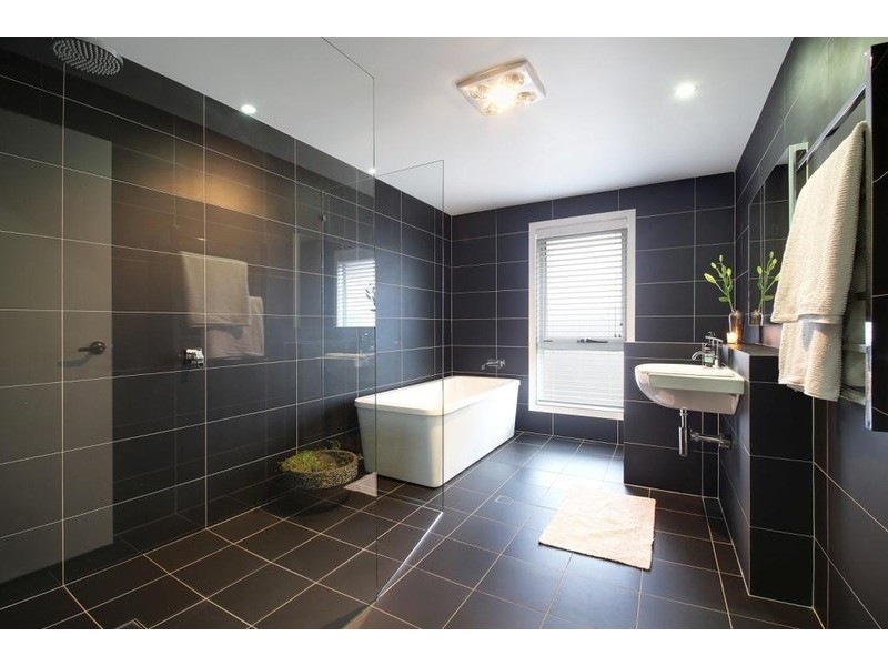 14 Poidevin Place, Goulburn NSW 2580