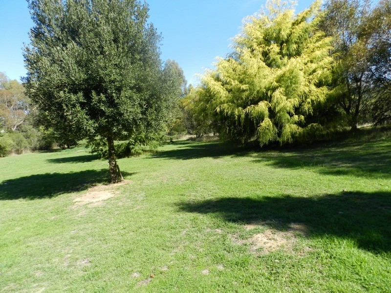 No 6 Camp Street, Grabben Gullen NSW 2583