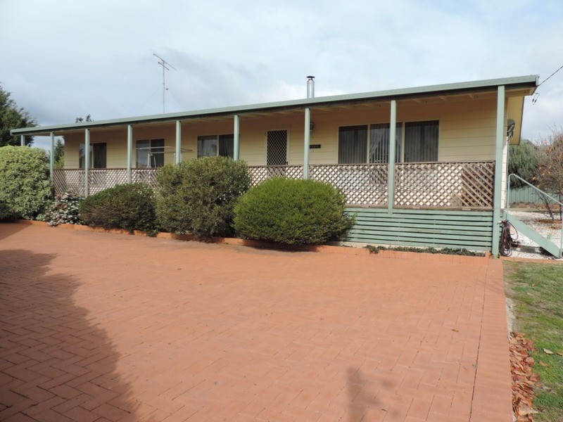 14 Willis Street, Crookwell NSW 2583