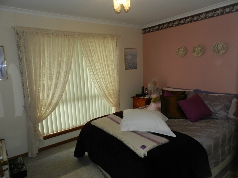 14 Willis Street, Crookwell NSW 2583