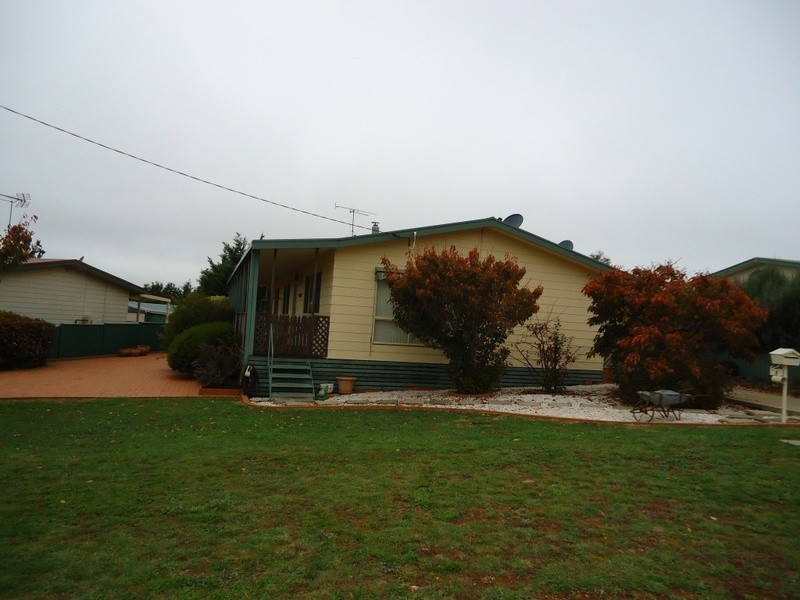 14 Willis Street, Crookwell NSW 2583