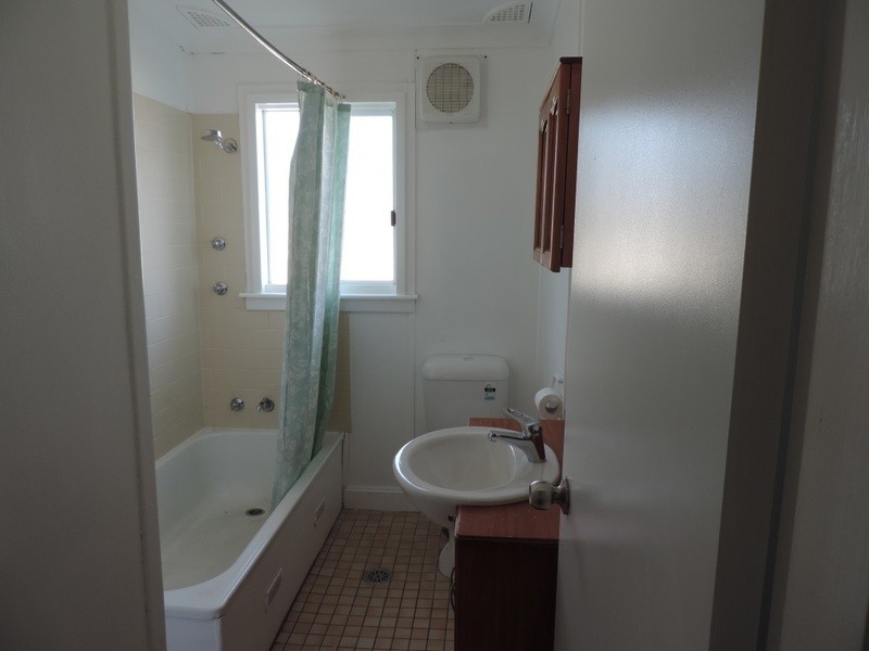 25 Nichols Street, Goulburn NSW 2580