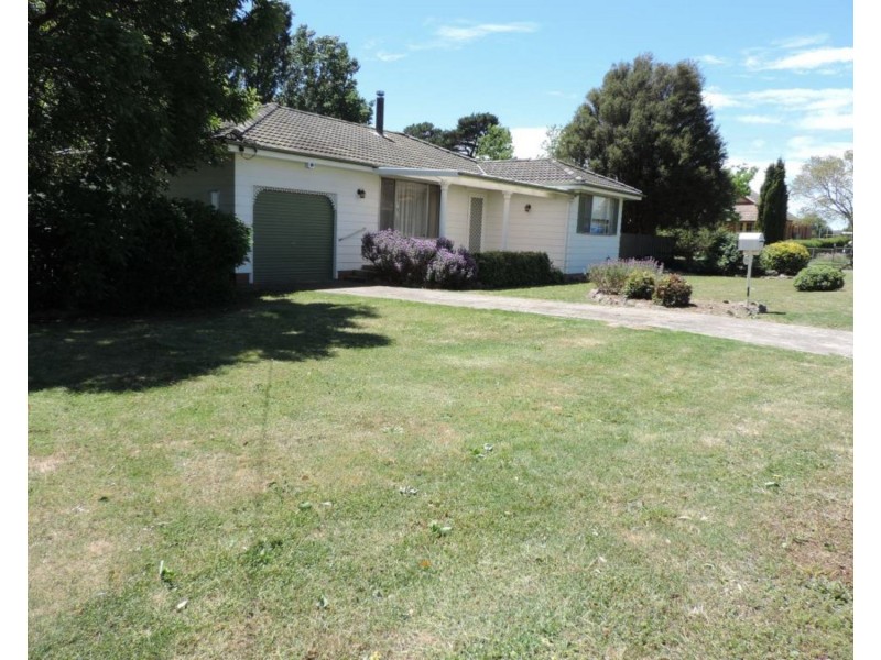 25A Buffalo Crescent, Goulburn NSW 2580