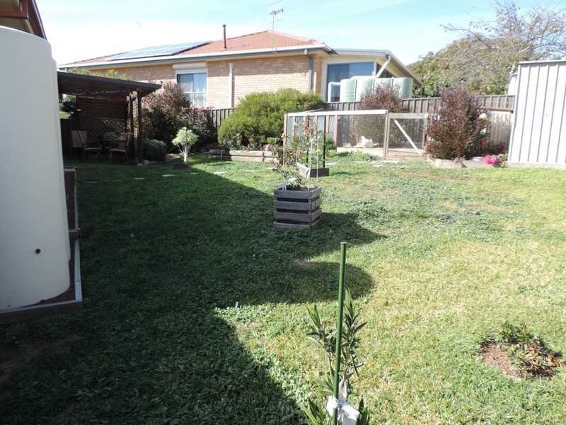 32 Bradford Drive, Goulburn NSW 2580