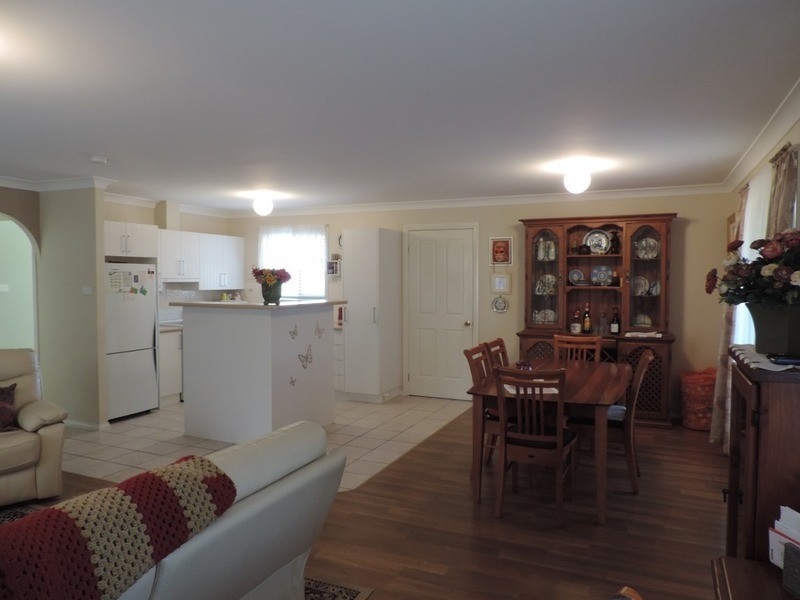 32 Bradford Drive, Goulburn NSW 2580