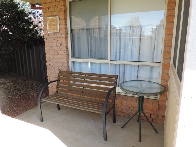 32 Bradford Drive, Goulburn NSW 2580