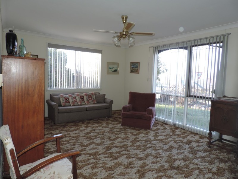 2 Crown  Street, Crookwell NSW 2583