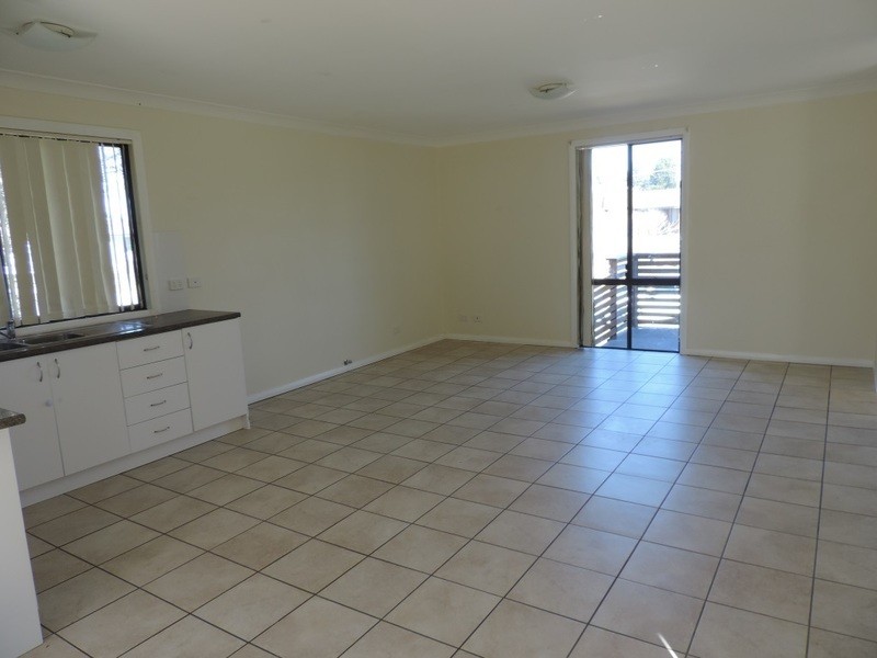 4 Caoura Crescent, Goulburn NSW 2580