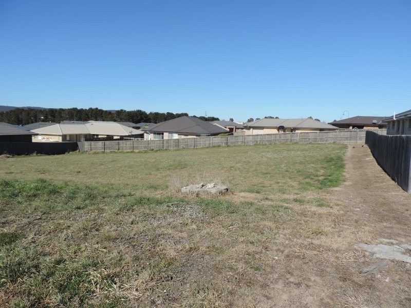 34 McGuire Drive, Goulburn NSW 2580