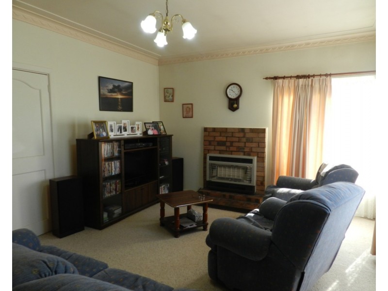 30 Garfield Avenue, Goulburn NSW 2580