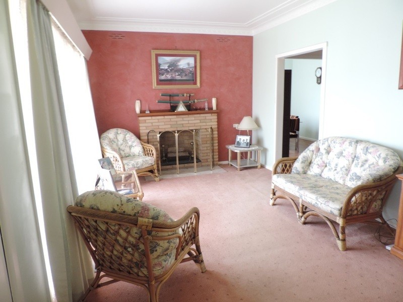 7 Emmerson Street, Goulburn NSW 2580