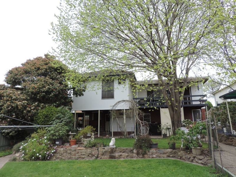 7 Emmerson Street, Goulburn NSW 2580