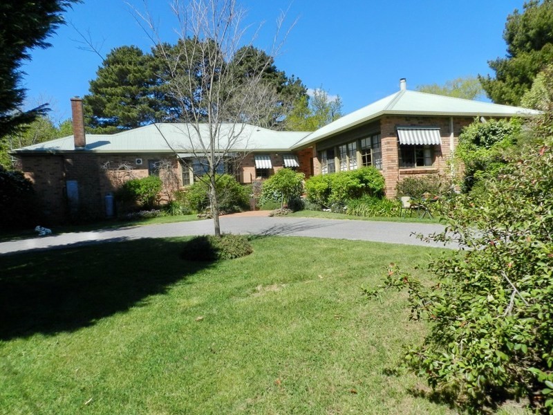 Highfield 7770 Boorowa Road, Crookwell NSW 2583