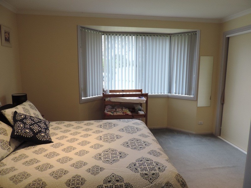 6 Ivy Lea Place, Goulburn NSW 2580