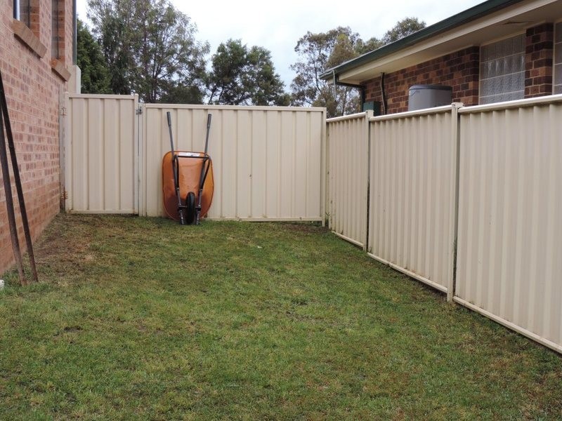 6 Ivy Lea Place, Goulburn NSW 2580