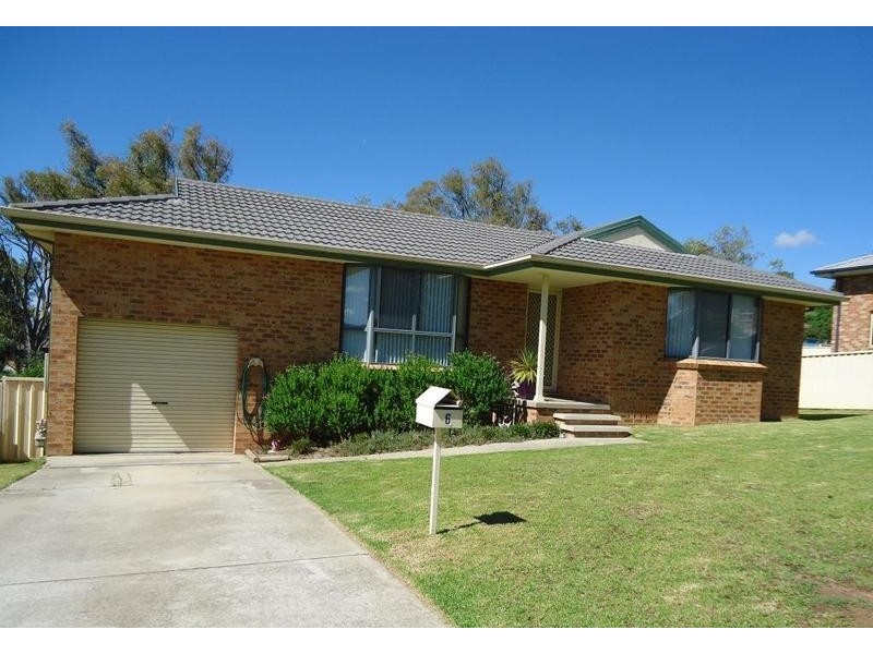 6 Ivy Lea Place, Goulburn NSW 2580