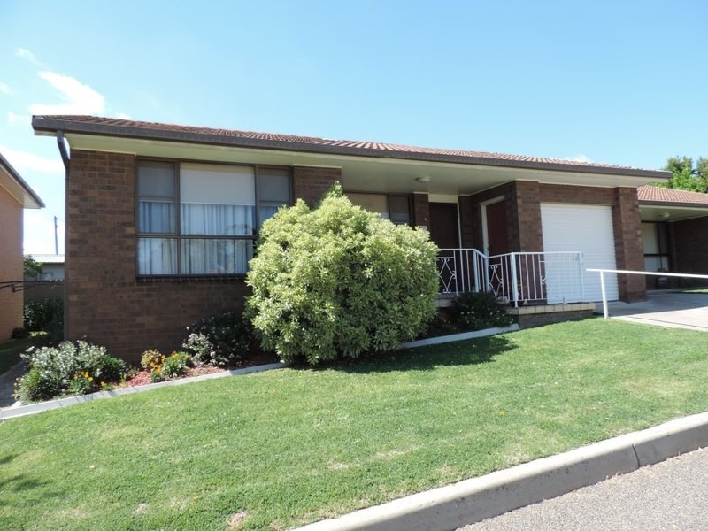 9/114 Clifford Street, Goulburn NSW 2580