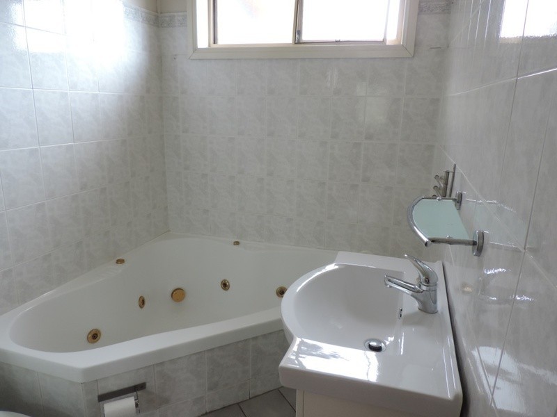 38 Taralga Road, Goulburn NSW 2580