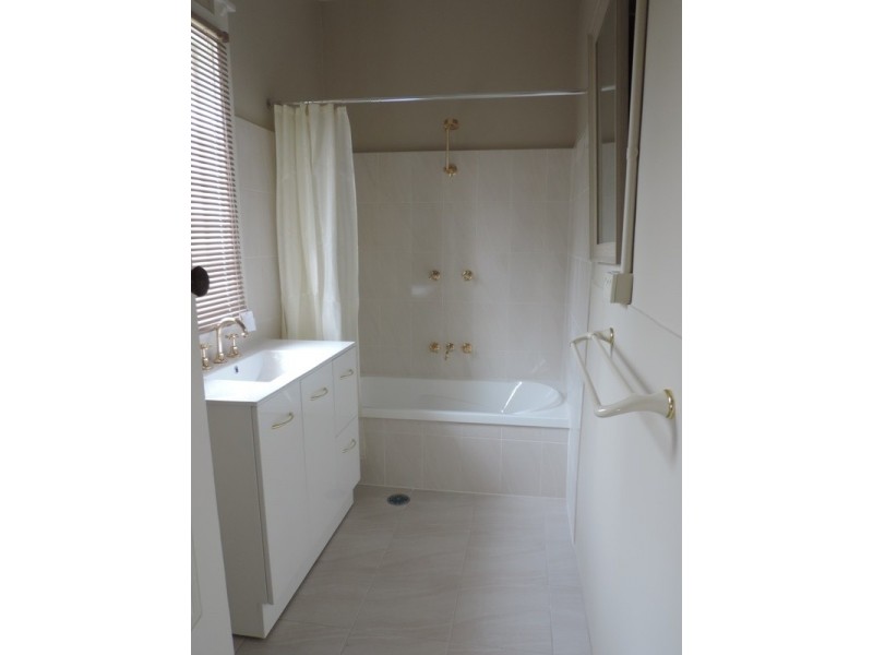 89 Mundy Street, Goulburn NSW 2580