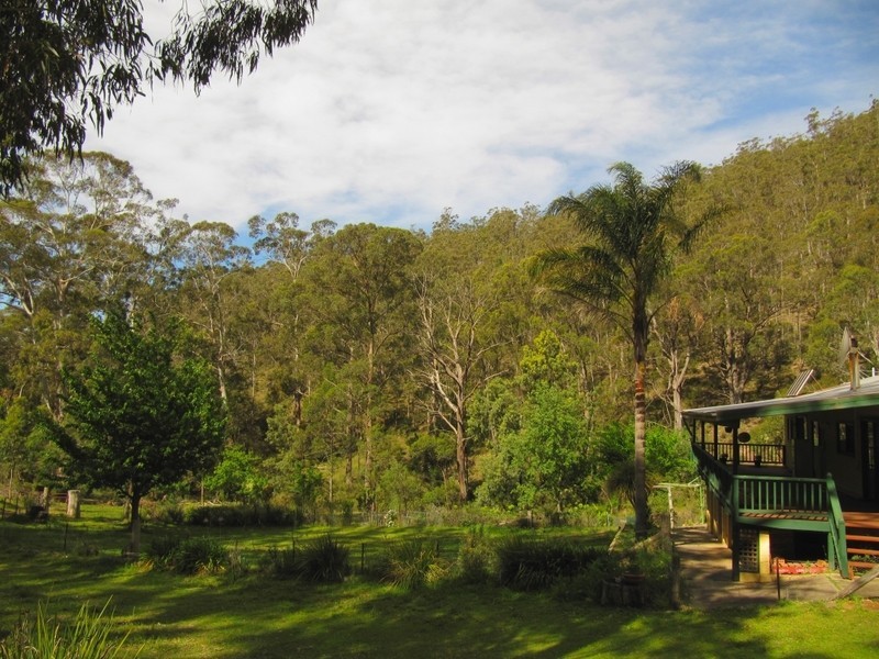 391 Rocklilly Road, Wombeyan Caves NSW 2580