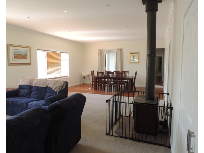 11A Newton Street, Goulburn NSW 2580