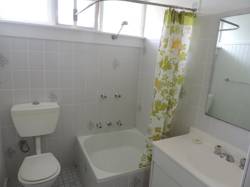 16 Combermere Street, Goulburn NSW 2580