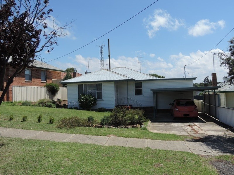 16 Combermere Street, Goulburn NSW 2580