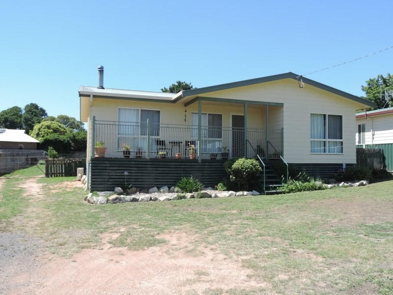 22 Saxby Street, Gunning NSW 2581