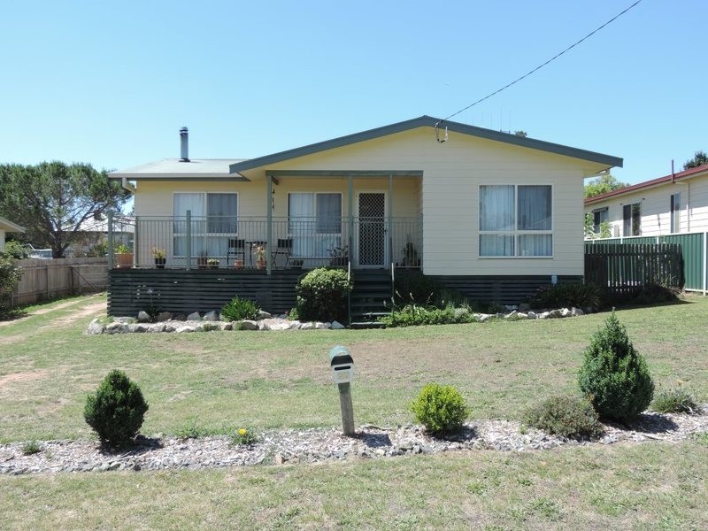 22 Saxby Street, Gunning NSW 2581