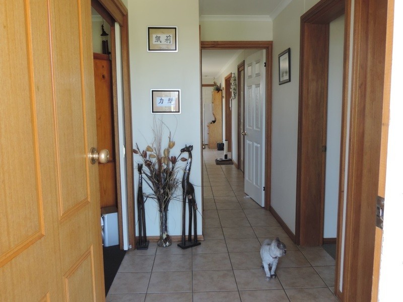 22 Saxby Street, Gunning NSW 2581