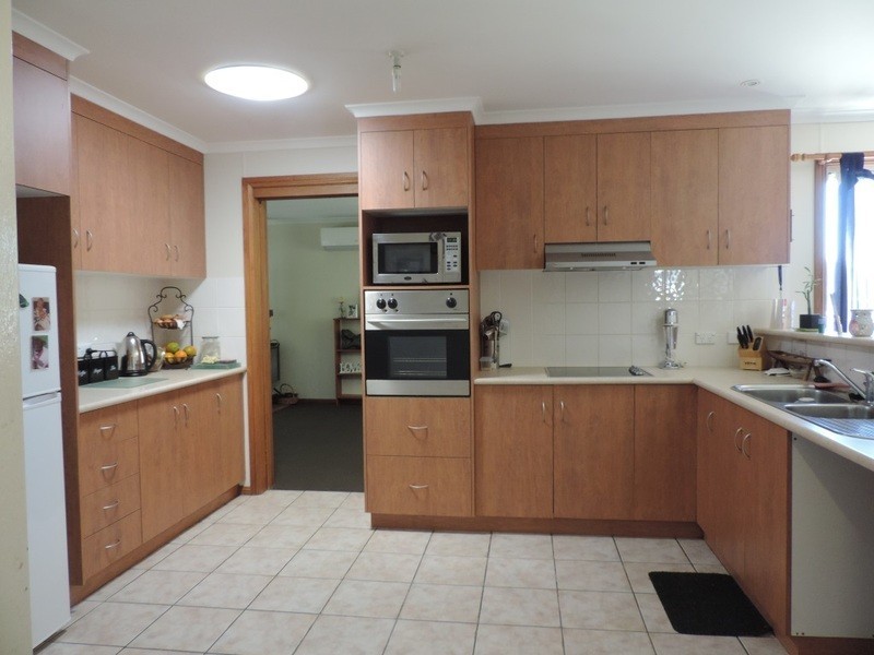 22 Saxby Street, Gunning NSW 2581