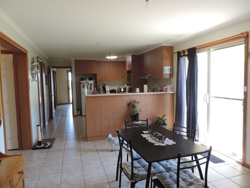 22 Saxby Street, Gunning NSW 2581