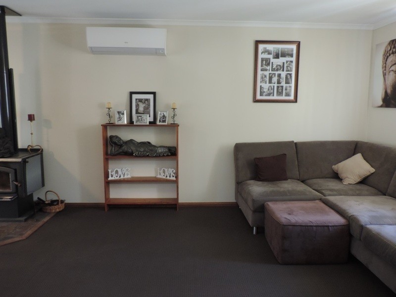 22 Saxby Street, Gunning NSW 2581