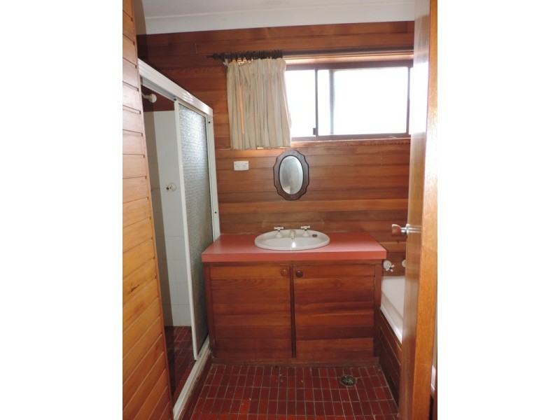 63 May Street, Goulburn NSW 2580