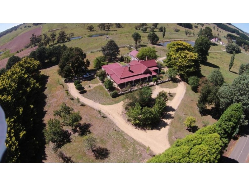 “Grathawai” 5994 Oberon Road, Taralga NSW 2580