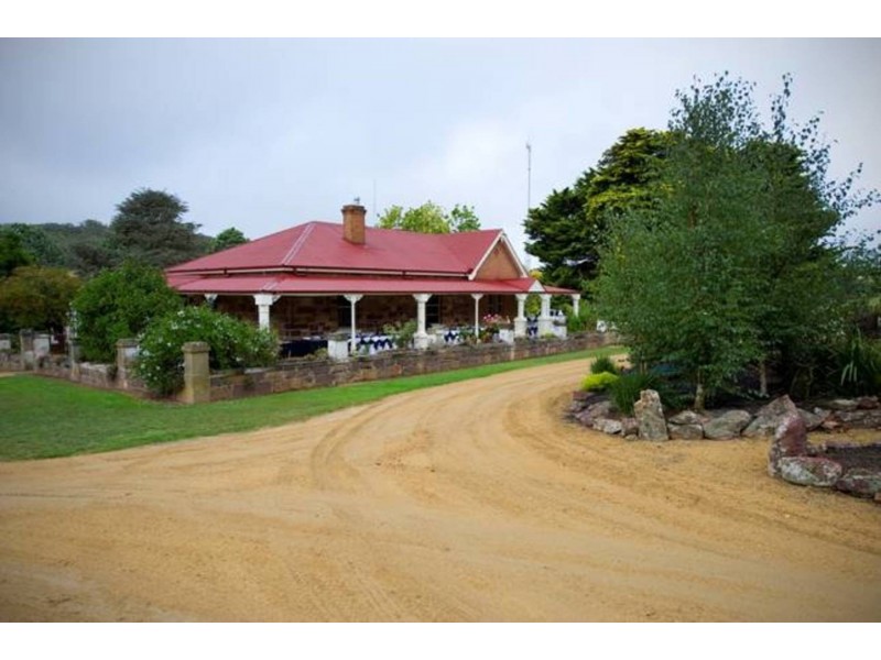 “Grathawai” 5994 Oberon Road, Taralga NSW 2580