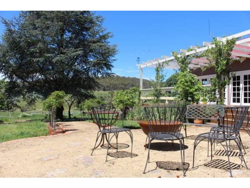 “Grathawai” 5994 Oberon Road, Taralga NSW 2580