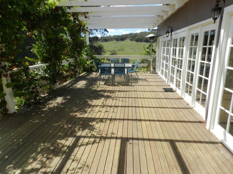 “Grathawai” 5994 Oberon Road, Taralga NSW 2580