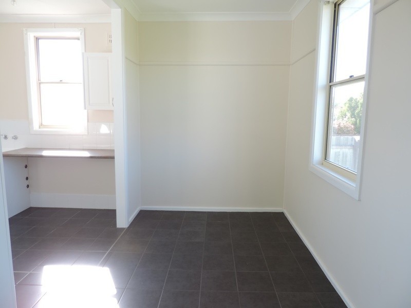9 Darcy Crescent, Goulburn NSW 2580