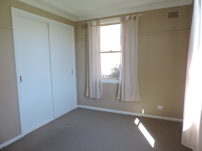 9 Darcy Crescent, Goulburn NSW 2580