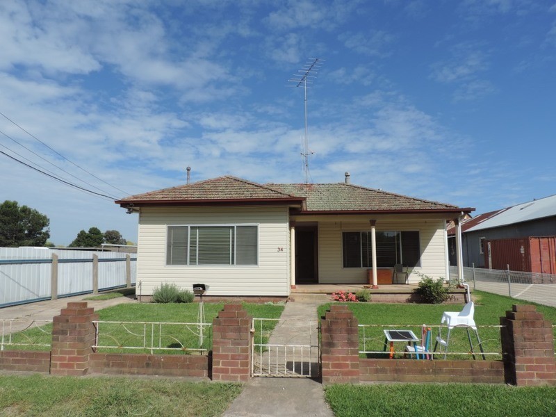 34 Union Street, Goulburn NSW 2580