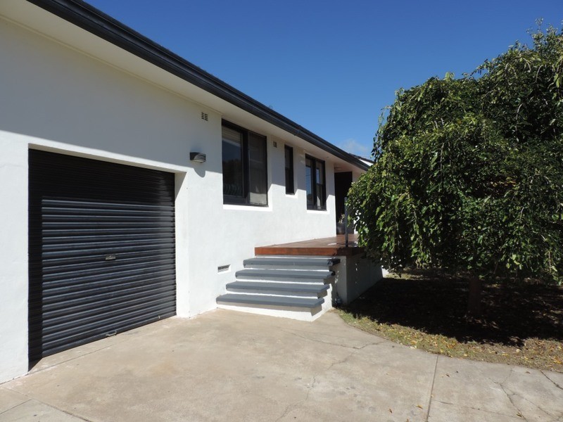 4 Hoddle Avenue, Goulburn NSW 2580