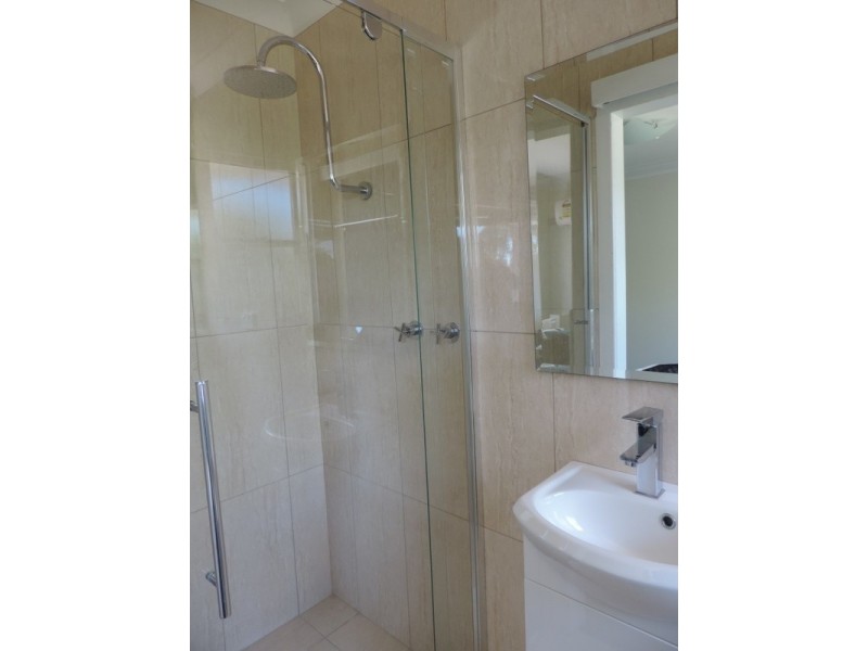 4 Hoddle Avenue, Goulburn NSW 2580