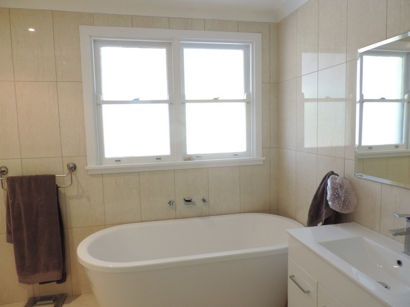 4 Hoddle Avenue, Goulburn NSW 2580