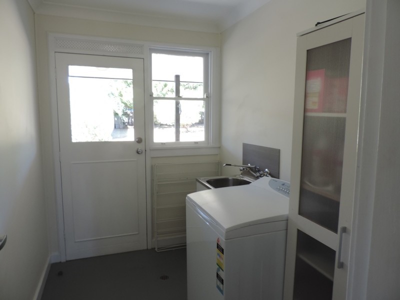 4 Hoddle Avenue, Goulburn NSW 2580