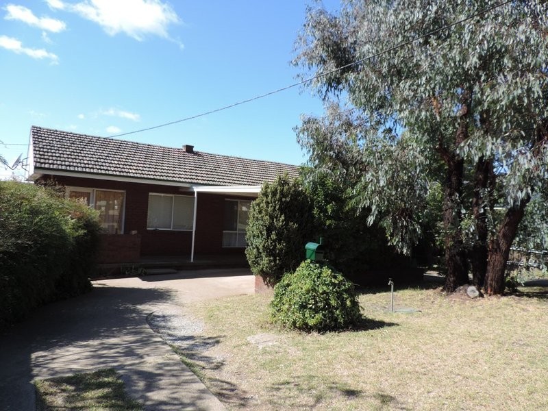 8 Pitt Street, Goulburn NSW 2580