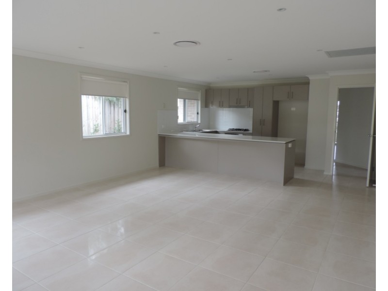 10 Cohen Place, Goulburn NSW 2580
